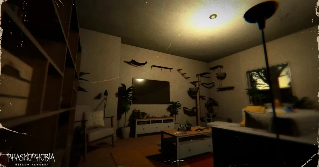 Sala reformada de 13 Willow Street na arte oficial da atualização de Phasmophobia.