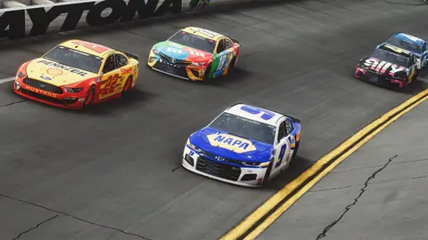 Captura de tela de NASCAR Heat 5 (4 de 4)