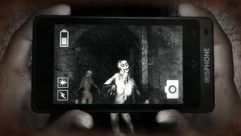 Captura de tela de DreadOut: Keepers of The Dark (1 de 4)