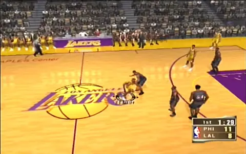 Captura de tela de NBA 2K2 (2 de 3)