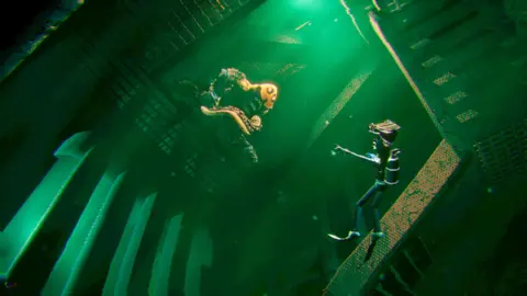 Captura de tela de Murky Divers (3 de 4)