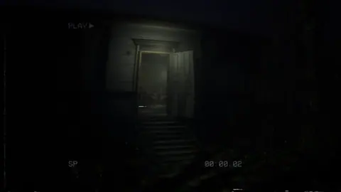 Captura de tela de Backrooms Media (3 de 4)