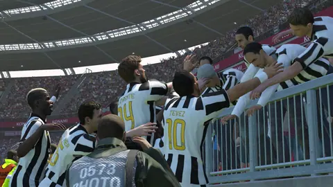 Captura de tela de Pro Evolution Soccer 2015 (3 de 4)