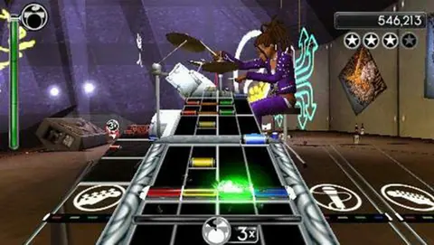 Captura de tela de Rock Band Unplugged (2 de 3)